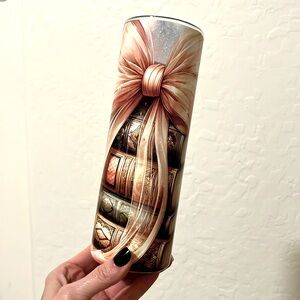 Tumbler 20oz Skinny Books with Pink Bow